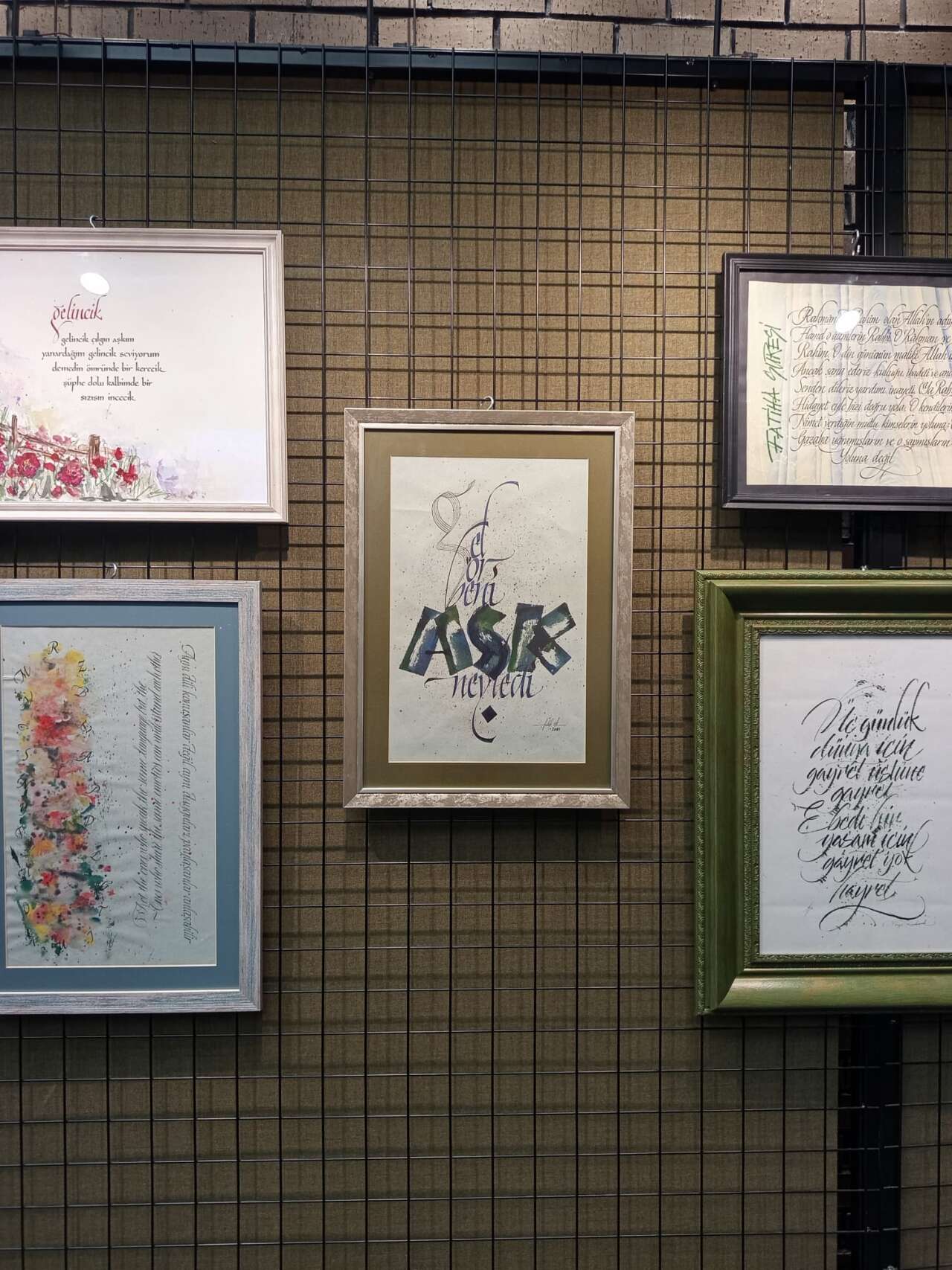 Çöpe gidecek tuvaller sanat eserine dönüştü! Konya’da bir ilk 14